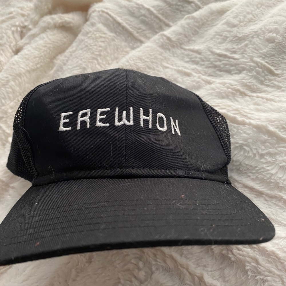 Erewhon hat